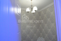 آپارتمان 3-комн 43 m² - کلانتر خیمشیاشویلی, Batumi