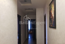 آپارتمان 4-комн 135 m² - پترا باگریونی, Batumi