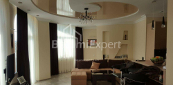 آپارتمان 4-комн 133 m² - ایلیا چاوچاوادزه, Batumi