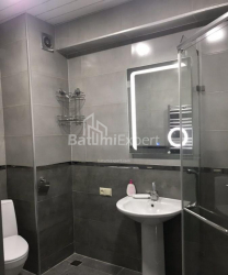 آپارتمان 73 متر مربع - شاه پرنواز, Batumi, گرجستان