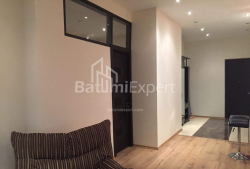 آپارتمان 3-комн 85 m² - زورابا گورگیلادزه, Batumi