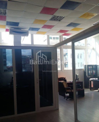 آپارتمان 1-комн 90 m² - زورابا گورگیلادزه, Batumi