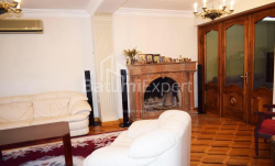 آپارتمان 4-комн 120 m² - زورابا گورگیلادزه, Batumi