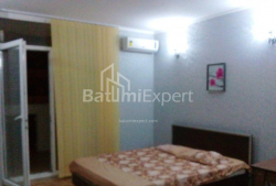 آپارتمان 1-комн 36 m² - کلانتر خیمشیاشویلی, Batumi