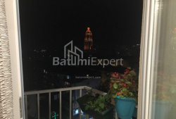 آپارتمان 3-комн 90 m² - زورابا گورگیلادزه, Batumi