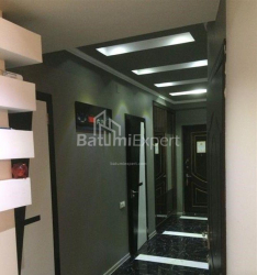 آپارتمان 3-комн 107 m² - کلانتر خیمشیاشویلی, Batumi