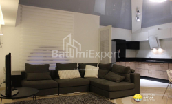 آپارتمان 3-комн 100 m² - زورابا گورگیلادزه, Batumi