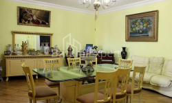 آپارتمان 5-комн 135 m² - یوریوسکایا, Batumi