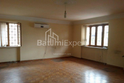 آپارتمان 2-комн 92 m² - 26 اردیبهشت, Batumi