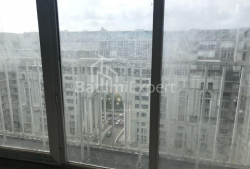 آپارتمان 4-комн 75 m² - کلانتر خیمشیاشویلی, Batumi