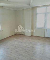 آپارتمان 3-комн 76 m² - پترا ملیکیشویلی, Batumi