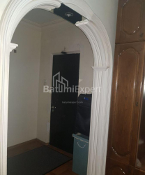 آپارتمان 4-комн 85 m² - پترا باگریونی, Batumi