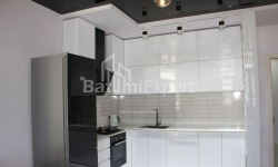 آپارتمان 3-комн 80 m² - زورابا گورگیلادزه, Batumi