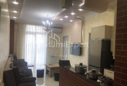 آپارتمان 3-комн 168 m² - زورابا گورگیلادزه, Batumi