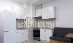 آپارتمان 1-комн 50 m² - کلانتر خیمشیاشویلی, Batumi