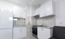 آپارتمان 1-комн 50 m² - کلانتر خیمشیاشویلی, Batumi