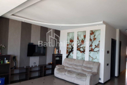 آپارتمان 4-комн 128 m² - زورابا گورگیلادزه, Batumi