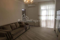 آپارتمان 3-комн 80 m² - یوریوسکایا, Batumi