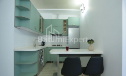 آپارتمان 2-комн 40 m² - پترا باگریونی, Batumi