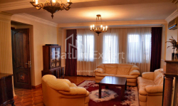 آپارتمان 6-комн 140 m² - یوریوسکایا, Batumi