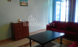 آپارتمان 3-комн 80 m² - کلانتر خیمشیاشویلی, Batumi