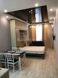 آپارتمان 34 متر مربع - کلانتر خیمشیاشویلی, Batumi, گرجستان