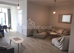 آپارتمان 2-комн 67 m² - کلانتر خیمشیاشویلی, Batumi