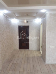 آپارتمان 44 متر مربع - یوسف کوبالادزه, باتومی, گرجستان