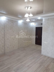آپارتمان 44 متر مربع - یوسف کوبالادزه, باتومی, گرجستان