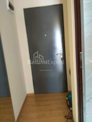 آپارتمان 2-комн 42 m² - شالوا ایناساریدزه, Batumi