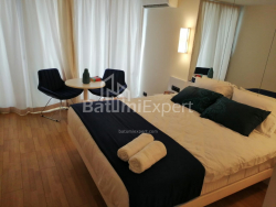 آپارتمان 1-комн 33 m² - کلانتر خیمشیاشویلی, Batumi