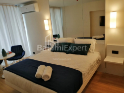 آپارتمان 1-комн 33 m² - کلانتر خیمشیاشویلی, Batumi