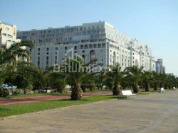 منطقه خرده فروشی 50 m² - کلانتر خیمشیاشویلی, Batumi
