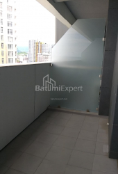 آپارتمان 1-комн 28 m² - کلانتر خیمشیاشویلی, Batumi