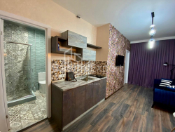 آپارتمان 1-комн 35 m² - لخ و ماریا کاچینسکی, Batumi