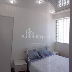 آپارتمان 3-комн 55 m² - لخ و ماریا کاچینسکی, Batumi