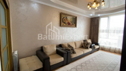 آپارتمان 3-комн 70 m² - نیکو پیروسمانی, Batumi