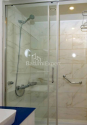 آپارتمان 1-комн 33 m² - کلانتر خیمشیاشویلی, Batumi