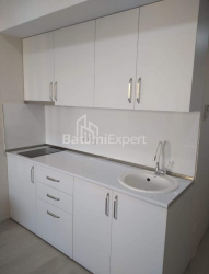 آپارتمان 1-комн 30 m² - کلانتر خیمشیاشویلی, Batumi