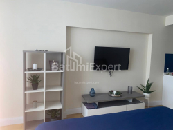 آپارتمان 1-комн 30 m² - کلانتر خیمشیاشویلی, Batumi