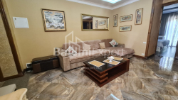 آپارتمان 3-комн 90 m² - کنستانتین گامساخوردیا, Batumi