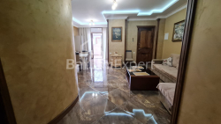 آپارتمان 3-комн 90 m² - کنستانتین گامساخوردیا, Batumi