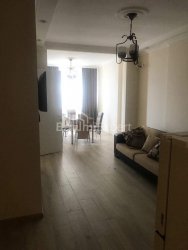 آپارتمان 2-комн 68 m² - کلانتر خیمشیاشویلی, Batumi