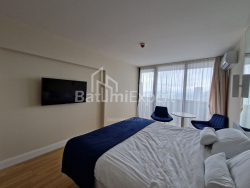 آپارتمان 1-комн 30 m² - کلانتر خیمشیاشویلی, Batumi