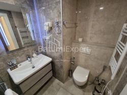 آپارتمان 1-комн 30 m² - کلانتر خیمشیاشویلی, Batumi