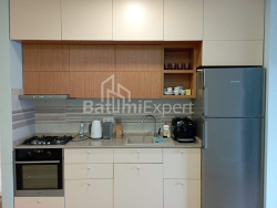 آپارتمان 4-комн 84 m² - نیکو پیروسمانی, Batumi
