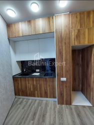آپارتمان 2-комн 43.5 m² - کوچه قهرمانان, Batumi