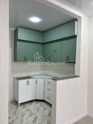 آپارتمان 3-комн 70 m² - الکساندرا پوشکین, Batumi