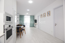 آپارتمان 3-комн 74 m² - زورابا گورگیلادزه, Batumi