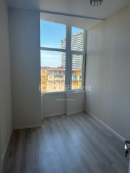 آپارتمان 3-комн 63 m² - شالوا ایناساریدزه, Batumi